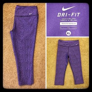 NWOT Nike Dri-Fit Capris